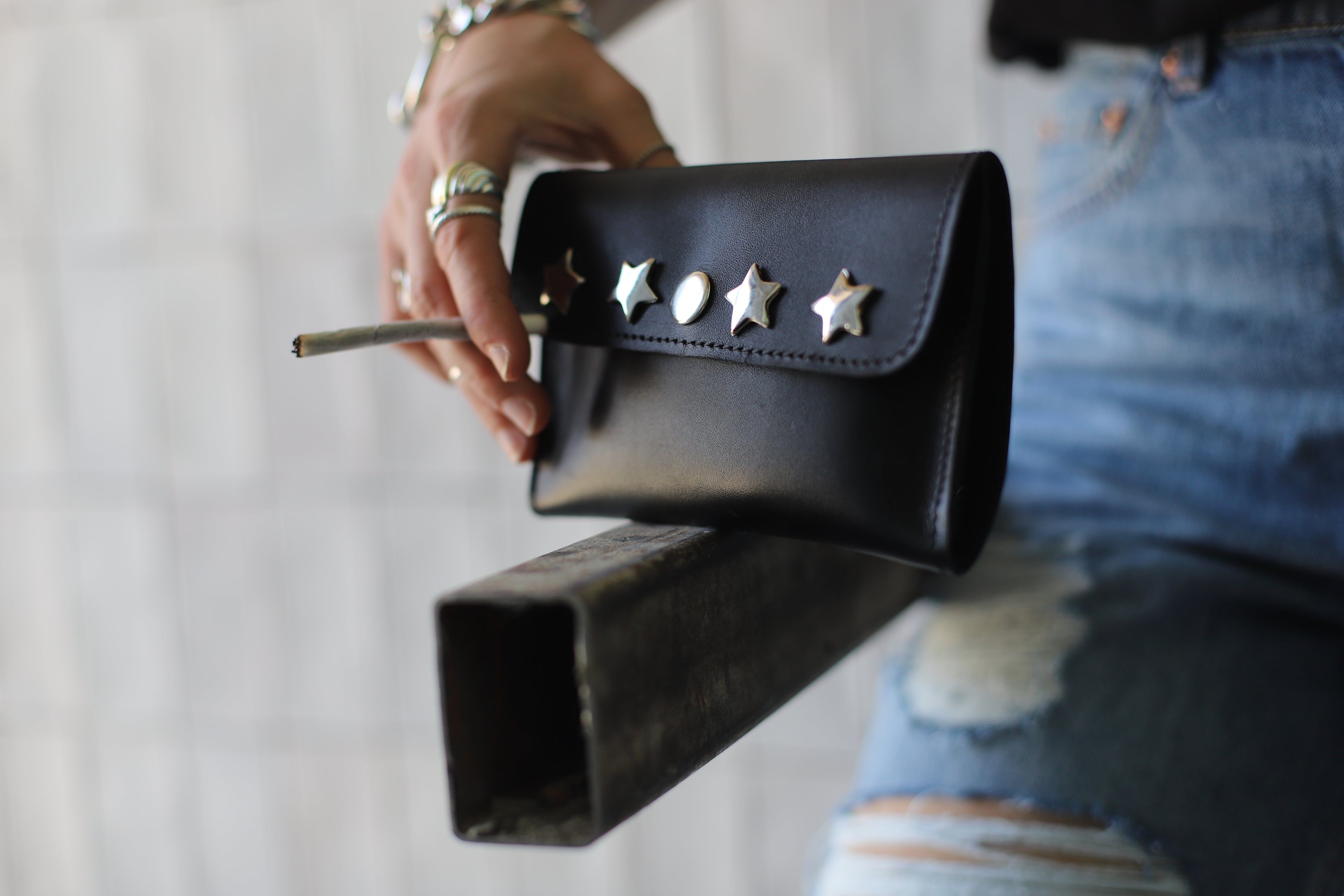 Tabaquera Negra Tradicional