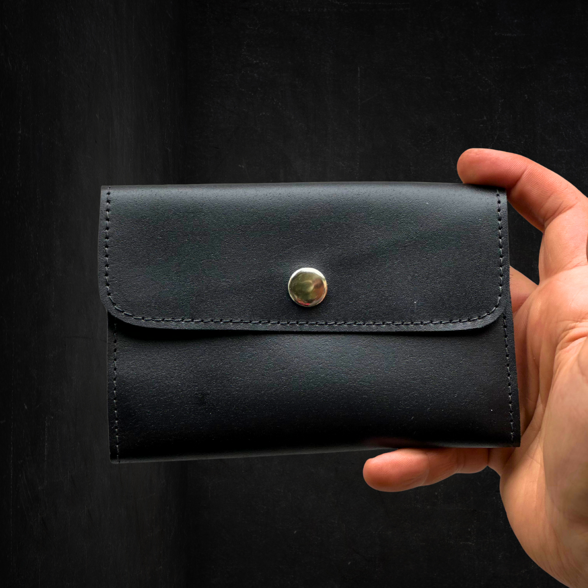 Tabaquera Negra Tradicional