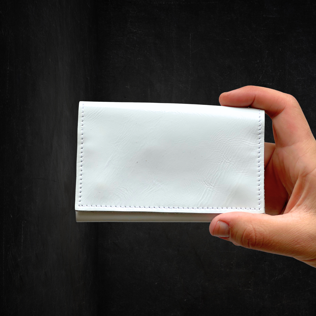 Tabaquera Blanca Compacta